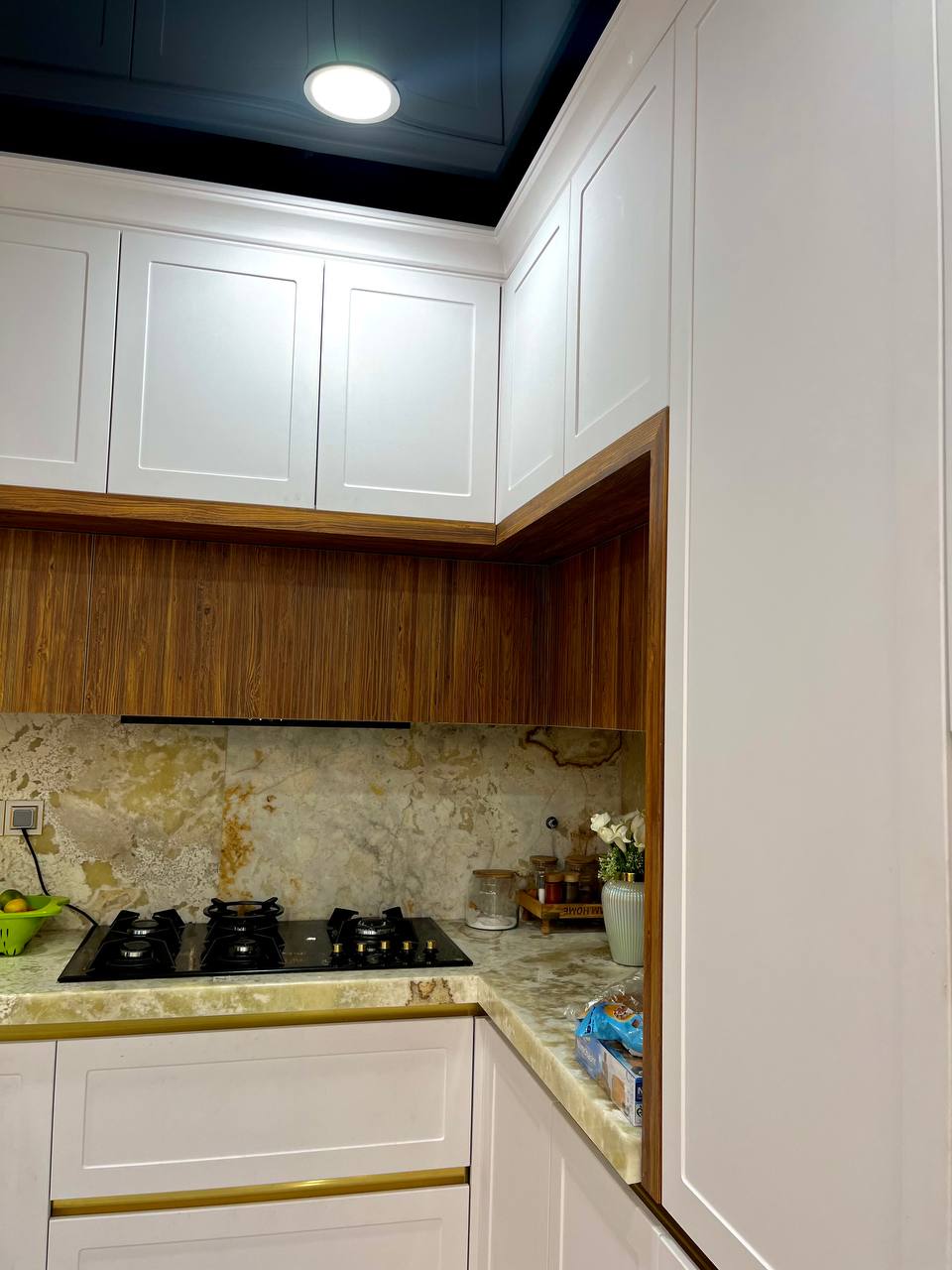 سفارش طراحی و ساخت کابینت آشپزخانه نئوکلاسیک